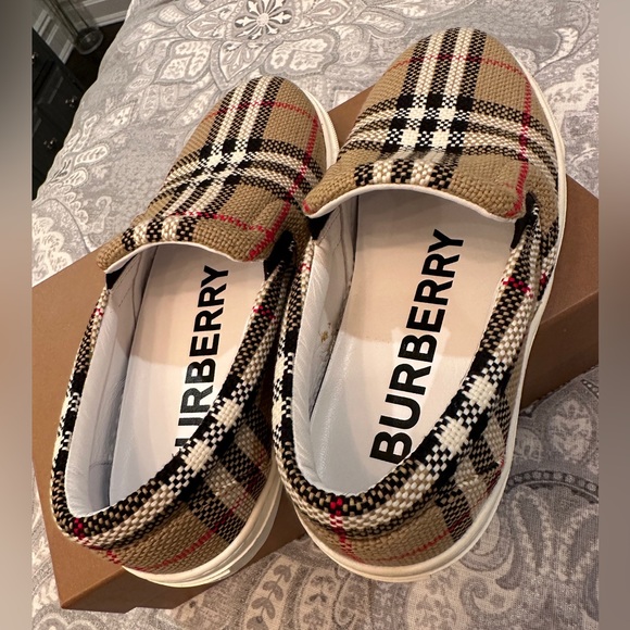 NWT BURBERRY Thomson Check Slip on Sneaker - Picture 6 of 12